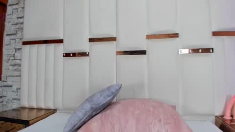 Snapshot of candyandsteven chatting on April 10, 2026, 3:56 am candyandsteven online show from April 10, 2026, 3:56 am