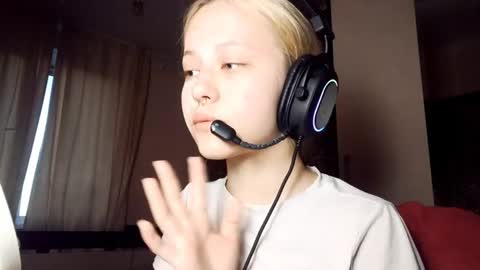 Snapshot of candyceisgrigg chatting on April 16, 2026, 3:24 pm Mia online show from April 16, 2026, 3:24 pm