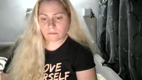 Laura online show from January 20, 2025, 10:15 pm