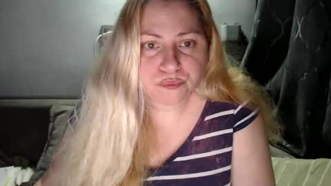 Laura online show from January 22, 2025, 10:37 pm