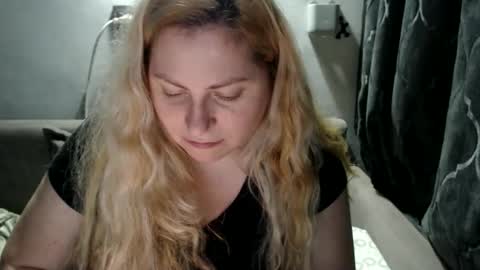 Laura online show from January 26, 2025, 5:34 pm