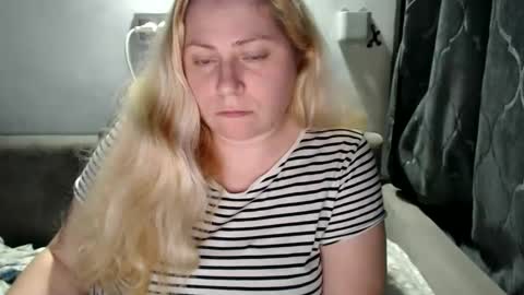 Laura online show from January 30, 2025, 10:19 pm