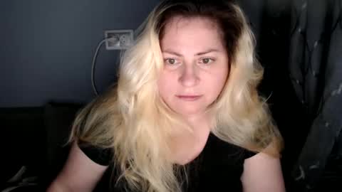 Laura online show from September 15, 2025, 2:50 pm
