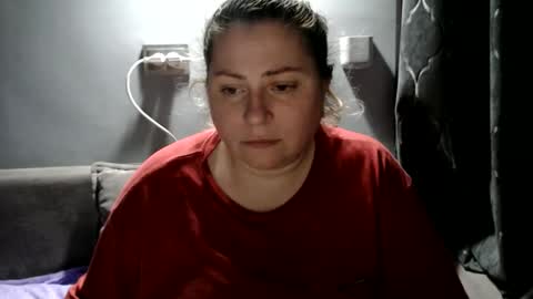 Laura online show from September 24, 2025, 10:57 pm