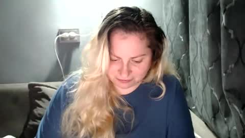 Laura online show from October 29, 2025, 10:00 pm