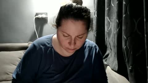 Laura online show from February 12, 2026, 8:48 pm