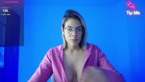 Candy Dowson online show from January 6, 2025, 11:07 am