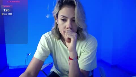 Candy Dowson online show from September 19, 2025, 10:05 am