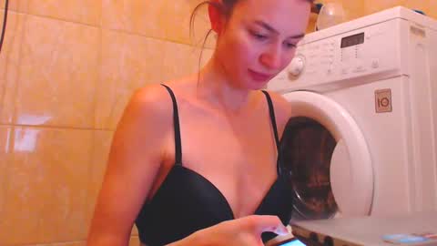 CANDYJESx online show from December 9, 2024, 10:22 am