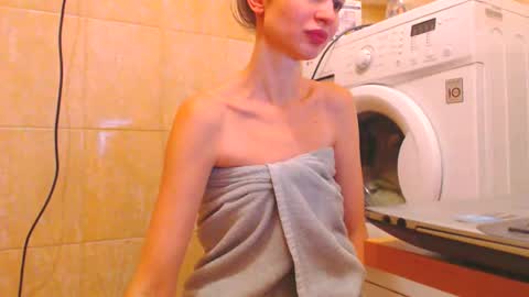 CANDYJESx online show from December 11, 2024, 10:36 am