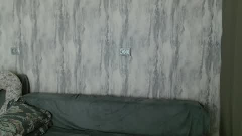 candymini online show from May 29, 2026, 12:36 pm
