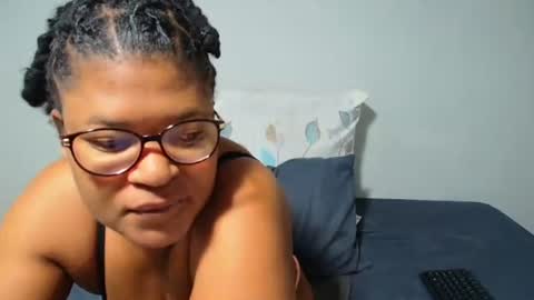 candyyumsaerolaxx online show from June 14, 2026, 6:04 am