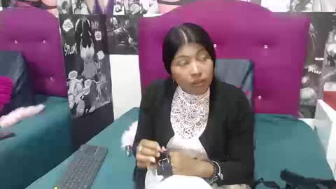 Snapshot of canela_a73 chatting on September 10, 2025, 9:37 pm Canela online show from September 10, 2025, 9:37 pm