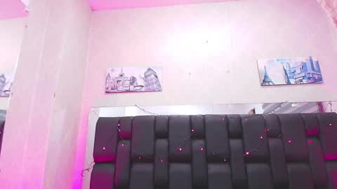 Aura  online show from February 8, 2025, 11:55 am