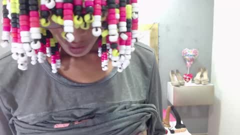 Canela online show from January 16, 2025, 3:02 pm