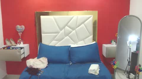 Canela online show from November 7, 2025, 6:41 pm