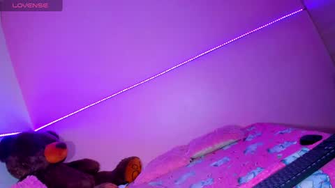 Onika   instagram   canndy888  online show from January 28, 2025, 11:50 pm