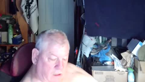 canoelicker69 online show from September 14, 2025, 12:59 pm