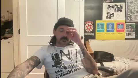 cantleavethehouse online show from February 5, 2026, 8:52 am