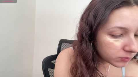 Emma online show from February 7, 2025, 10:08 am