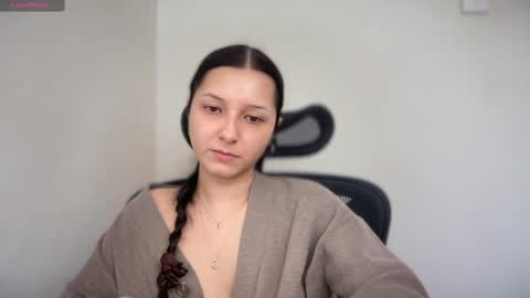 Emma online show from March 12, 2025, 2:34 pm