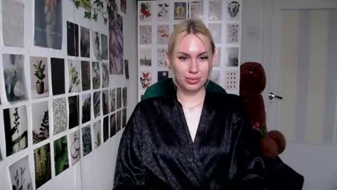 Capricious Scorpio Afa online show from April 16, 2026, 1:23 pm