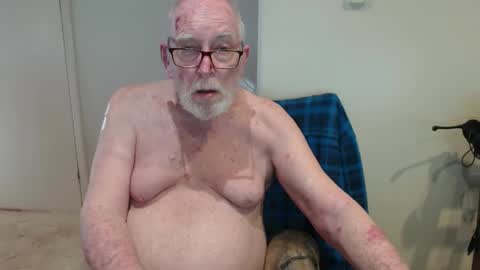 capt5105 online show from October 12, 2025, 11:04 pm