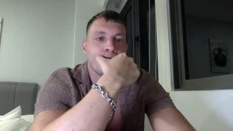 Snapshot of capt_oliver chatting on January 2, 2025, 5:29 pm follow my twitter online show from January 2, 2025, 5:29 pm