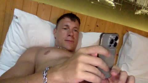 Snapshot of capt_oliver chatting on February 3, 2025, 6:17 pm follow my twitter online show from February 3, 2025, 6:17 pm