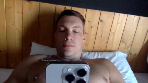 Snapshot of capt_oliver chatting on February 9, 2025, 4:04 am follow my twitter online show from February 9, 2025, 4:04 am