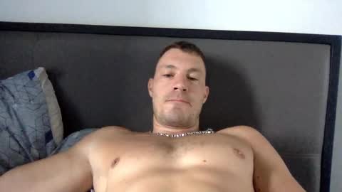 Snapshot of capt_oliver chatting on March 10, 2025, 4:38 am follow my twitter online show from March 10, 2025, 4:38 am