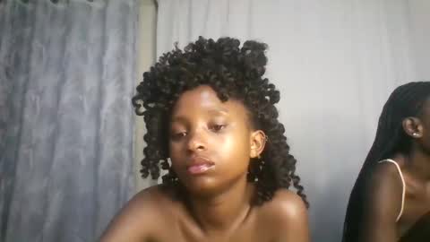 Snapshot of carababey chatting on April 5, 2026, 1:25 am carababey online show from April 5, 2026, 1:25 am