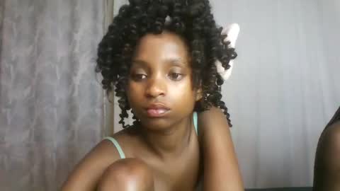 Snapshot of carababey chatting on April 11, 2026, 12:48 am carababey online show from April 11, 2026, 12:48 am