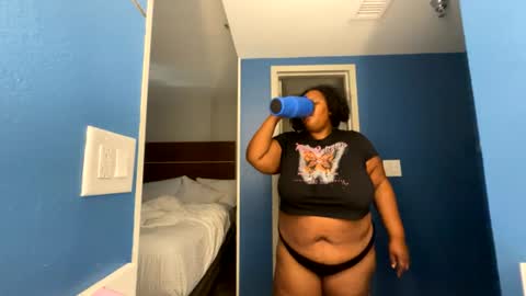 Snapshot of caramelgoddess14 chatting on July 18, 2026, 12:53 pm caramelgoddess14 online show from July 18, 2026, 12:53 pm