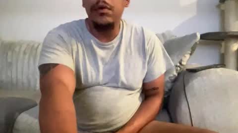 Snapshot of caramelizedzeus chatting on October 22, 2025, 12:22 am caramelizedzeus online show from October 22, 2025, 12:22 am