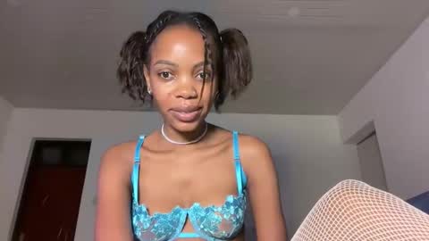 Caramel Melissa online show from January 5, 2026, 5:27 pm