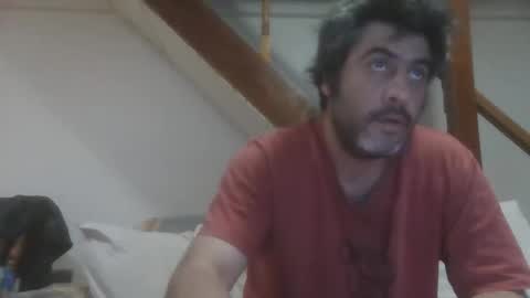 caravibugue online show from November 17, 2025, 5:35 am