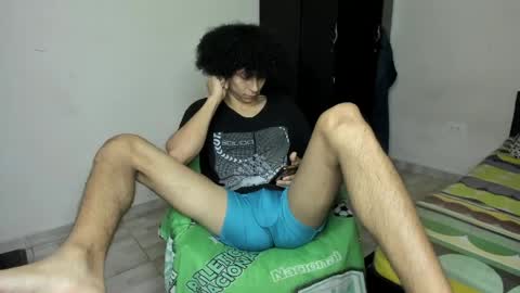 Snapshot of cardrey05 chatting on May 2, 2026, 2:49 am Carlos and Cristian online show from May 2, 2026, 2:49 am