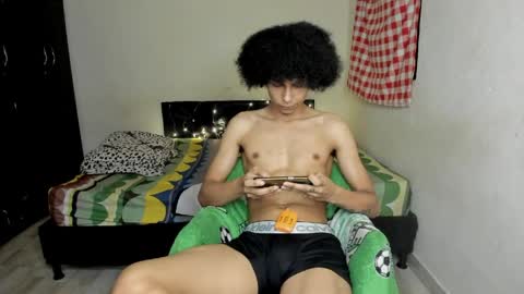 Snapshot of cardrey05 chatting on May 23, 2026, 6:51 am Carlos and Cristian online show from May 23, 2026, 6:51 am