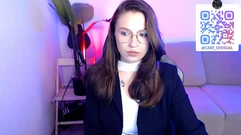 Mary online show from September 30, 2025, 5:18 pm