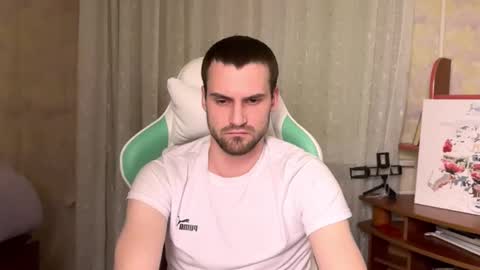 Cari online show from November 26, 2025, 7:48 pm