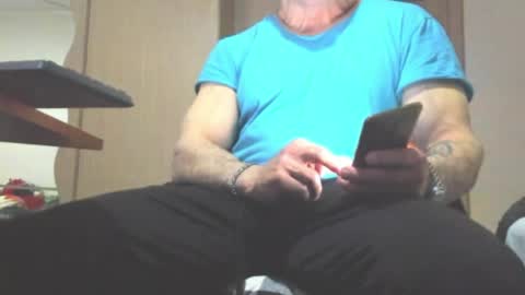 Laz online show from March 22, 2026, 8:34 pm