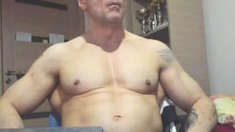 Laz online show from May 27, 2026, 10:40 pm