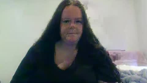 carinabro10 online show from October 5, 2025, 5:06 am