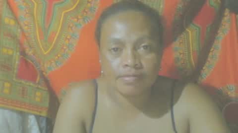 carinesexy69 online show from December 11, 2024, 6:52 pm