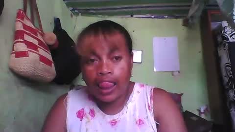 carinesexy69 online show from December 13, 2024, 10:19 am