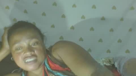 Snapshot of carinesexy69 chatting on April 23, 2026, 12:29 pm carinesexy69 online show from April 23, 2026, 12:29 pm
