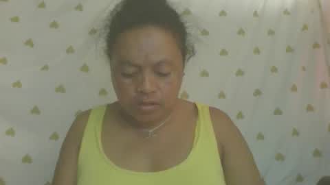 Snapshot of carinesexy69 chatting on April 25, 2026, 11:57 am carinesexy69 online show from April 25, 2026, 11:57 am