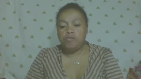Snapshot of carinesexy69 chatting on May 12, 2026, 11:51 am carinesexy69 online show from May 12, 2026, 11:51 am