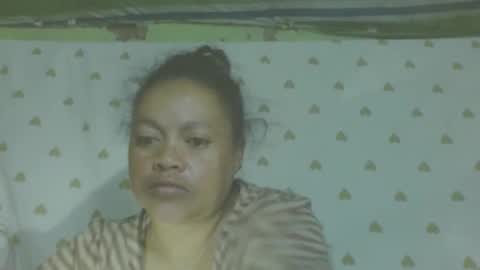 Snapshot of carinesexy69 chatting on May 13, 2026, 2:09 am carinesexy69 online show from May 13, 2026, 2:09 am
